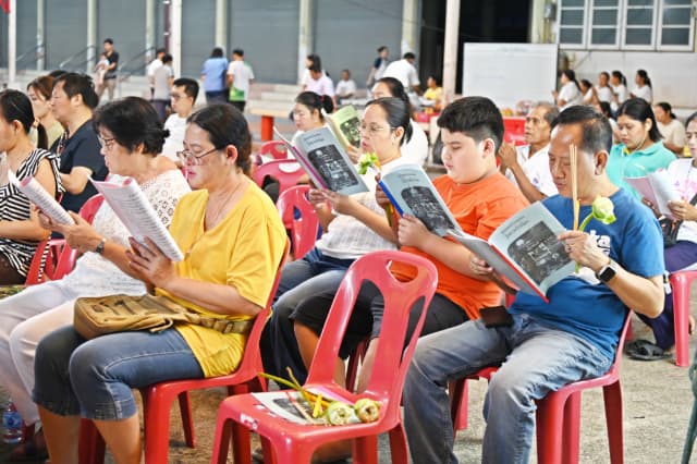 โครงการสืบสานประเพณีแห่เทียน และสวดมนต์ปฏิบัติธรรม เนื่องในวันเข้าพรรษาและวันอาสาฬหบูชา ประจำปี 2568 ภาพที่ 52