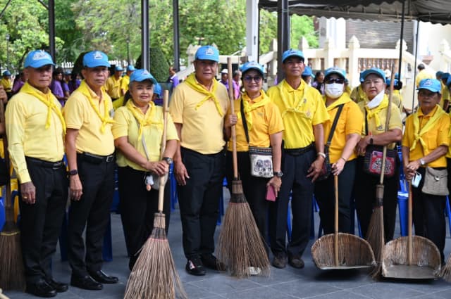 โครงการนนทบุรีน่าอยู่ เฉลิมพระเกียรติ สมเด็จพระนางเจ้าฯ พระบรมราชินี เนื่องในโอกาสวันเฉลิมพระชนมพรรษา 3 มิถุนายน 2568 Big Cleaning Day ณ วัดบางศรีเมือง จังหวัดนนทบุรี ภาพที่ 20