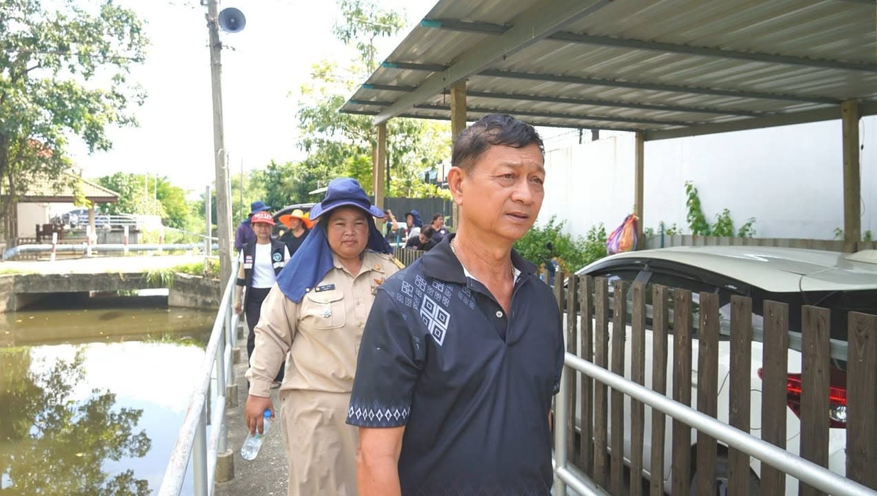 เทศบาลเมืองบางรักน้อยลงพื้นที่มอบเวชภัณฑ์และยารักษาโรคแก่ประชาชน ภาพที่ 18