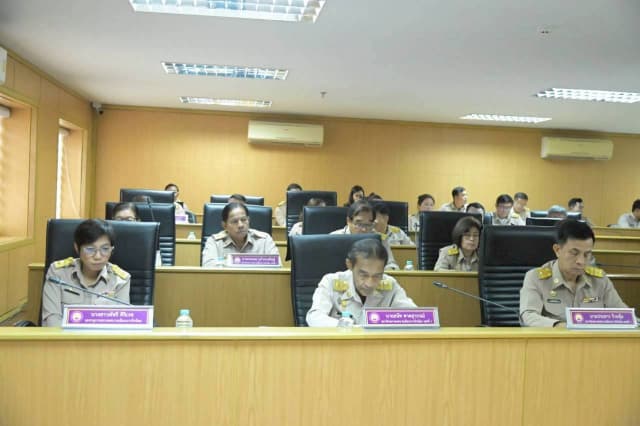 การประชุมสภาสมัยสามัญสมัยที่ 1 ครั้งที่ 1 ภาพที่ 13
