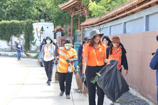 โครงการรณรงค์ส่งเสริมเพื่อรักษาสภาพแวดล้อมภายในตำบล ภาพที่ 23