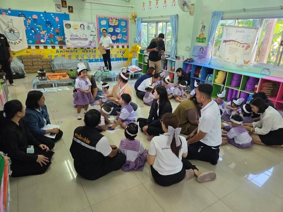 กองทุนพัฒนาเด็กชนบทในพระราชูปถัมภ์ฯ จังหวัดนนทบุรี ลงพื้นที่ตรวจเยี่ยมเด็กเล็ก ณ ศูนย์พัฒนาเด็กเล็กวัดบางรักน้อย ภาพที่ 28