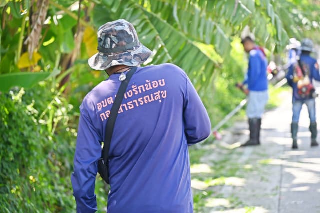 โครงการรณรงค์ส่งเสริมเพื่อรักษาสภาพแวดล้อมภายในตำบล ภาพที่ 19