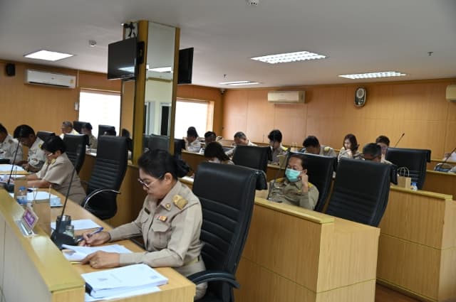 การประชุมสภาองค์การบริหารส่วนตำบลบางรักน้อย สมัยสามัญ สมัยที่ 3 ครั้งที่ 2 ประจำปี พ.ศ.2567 ภาพที่ 8