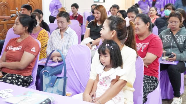 โครงการ"เริ่มต้นที่พ่อแม่ หยุดให้จอเลี้ยงลูก" ศูนย์พัฒนาเด็กเล็กป่าไม้อุทิศ๙ ภาพที่ 27