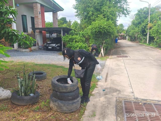 กิจกรรมรณรงค์ควบคุมและป้องกันโรคไข้เลือดออกในพื้นที่ตำบลบางรักน้อย ภาพที่ 2