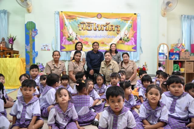 พิธีไหว้ครู ประจำปีการศึกษา 2569 ศูนย์พัฒนาเด็กเล็กในสังกัดเทศบาลเมืองบางรักน้อย ภาพที่ 22