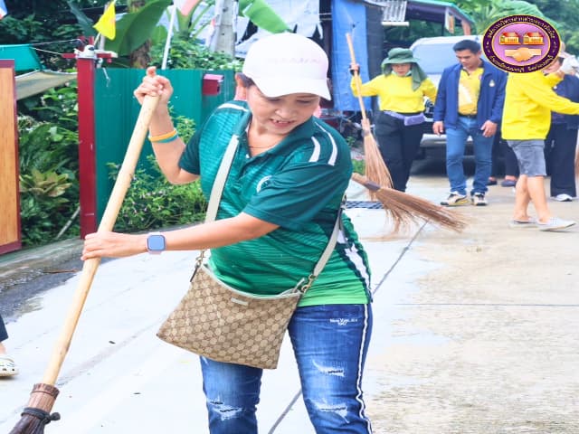 โครงการรณรงค์ส่งเสริมเพื่อรักษาสภาพแวดล้อมภายในตำบล ปรับปรุงภูมิทัศน์ บริเวณถนนซอยอนามัย - ศาลปู่ขุน หมู่ที่6 ภาพที่ 23