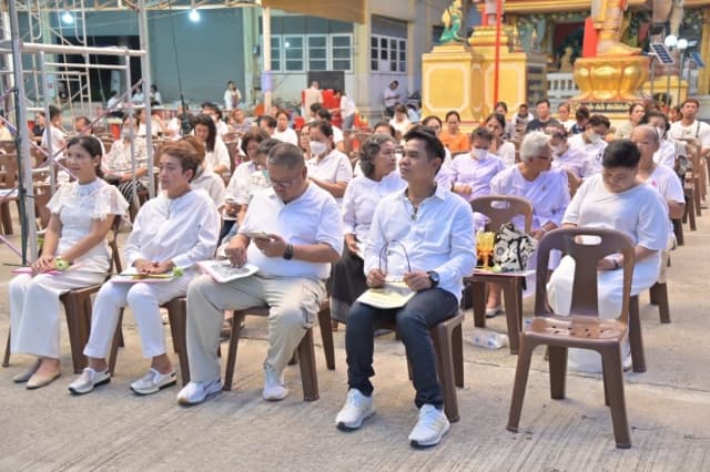 กิจกรรมสวดมนต์ทางพิธีทางศาสนา และร่วมเวียนเทียน เนื่องในวันอาสาฬหบูชา ประจำปี 2567 ภาพที่ 8