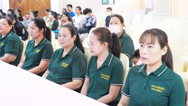 โครงการ"เริ่มต้นที่พ่อแม่ หยุดให้จอเลี้ยงลูก" ศูนย์พัฒนาเด็กเล็กวัดบางรักน้อย ภาพที่ 14