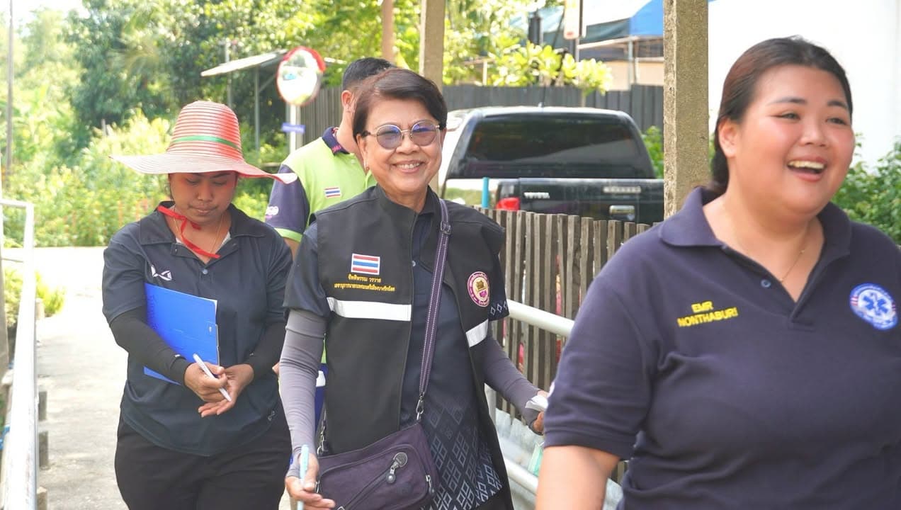 เทศบาลเมืองบางรักน้อยลงพื้นที่มอบเวชภัณฑ์และยารักษาโรคแก่ประชาชน ภาพที่ 19