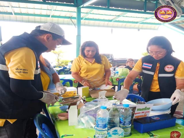 ตรวจสถานประกอบการในตำบล ตามโครงการร้านค้าปลอดภัยไร้สารปนเปื้อน ประจำปี2568 ภาพที่ 7