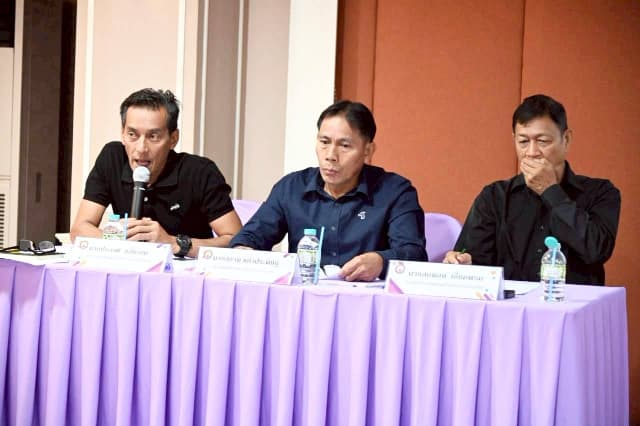จัดประชุมเตรียมความพร้อมการดำเนินงาน โครงการจัดงานแห่เทียนพรรษา ประจำปี 2569 ภาพที่ 8