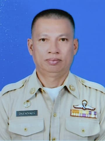 นายนิพนธ์ พยัพพฤกษ์